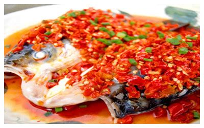  Yueyang Fischkopf in S scharfer Chili-Soße – Ein feuriges Geschmackserlebnis für Abenteurer!